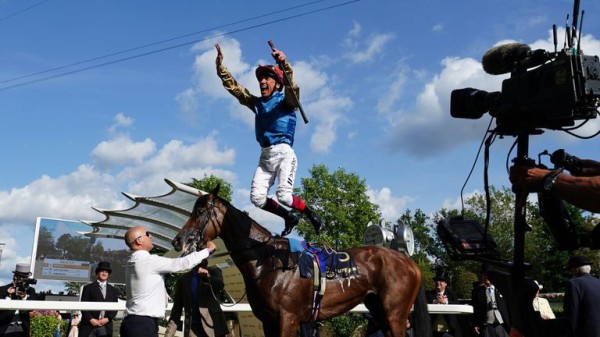 St Leger: Shock jockey switch as Frankie Dettori rides Arrest over ante-post favourite Gregory at Doncaster St Leger: Shock jockey switch as Frankie Dettori rides Arrest over ante-post favourite Gregory at Doncaster